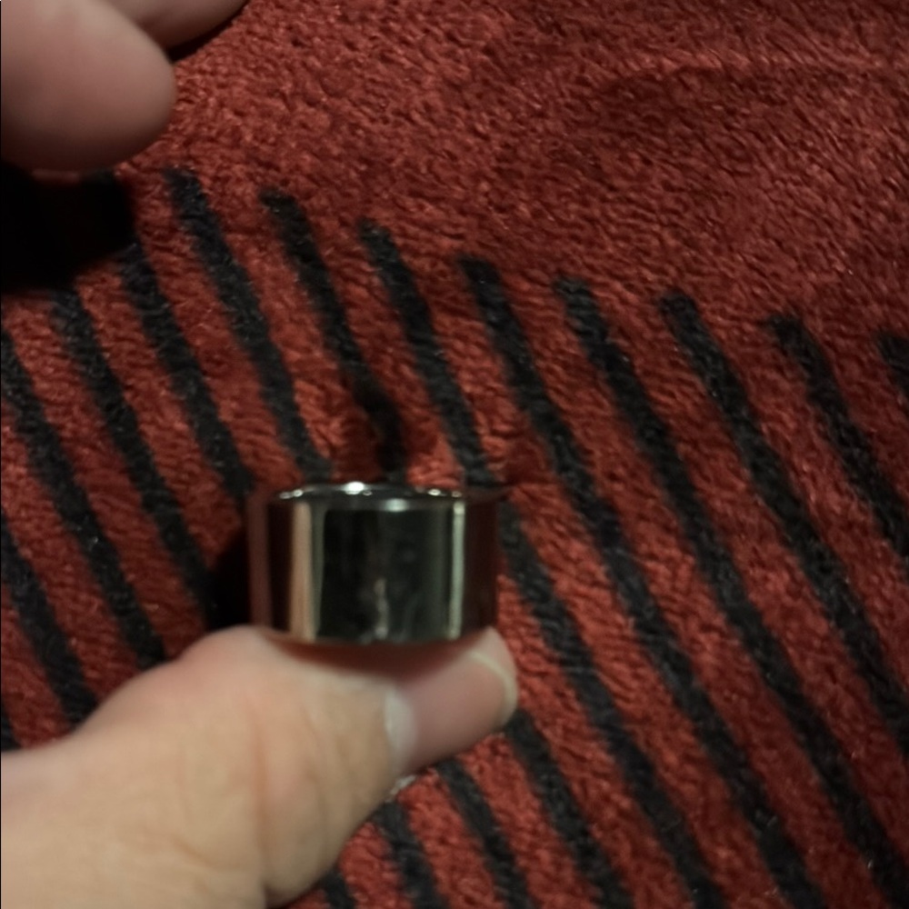 D&G Silver Ring - Picture 5 of 5